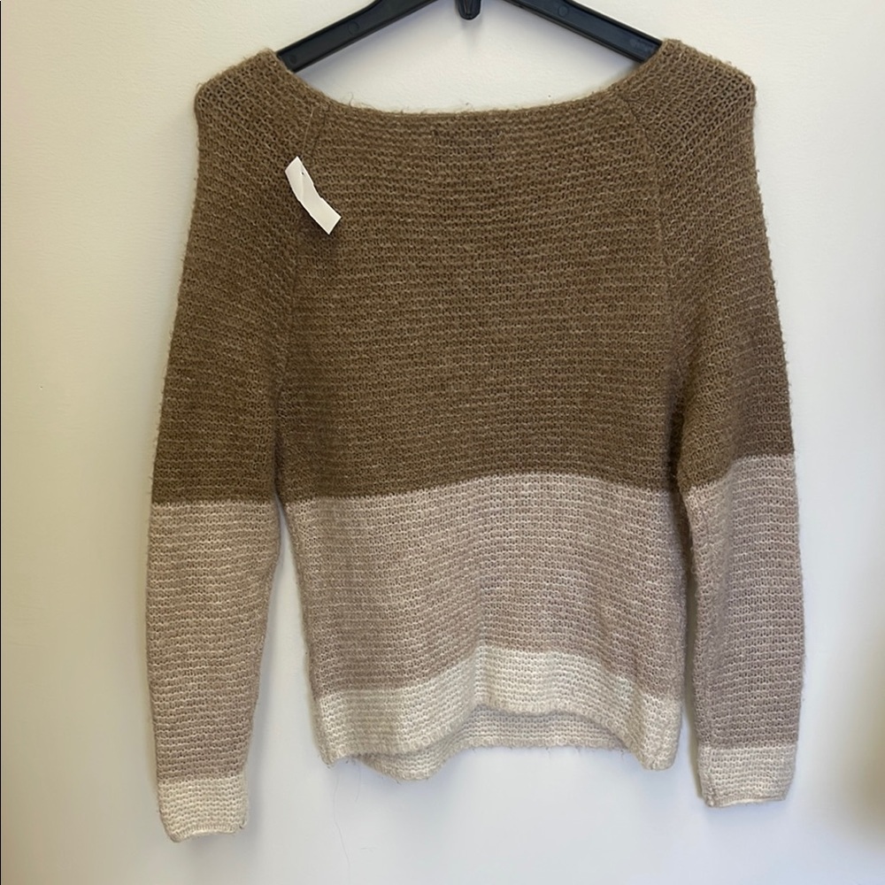 Abercrombie & Fitch Brown and Cream Crew Neck Sweater - Picture 4 of 4